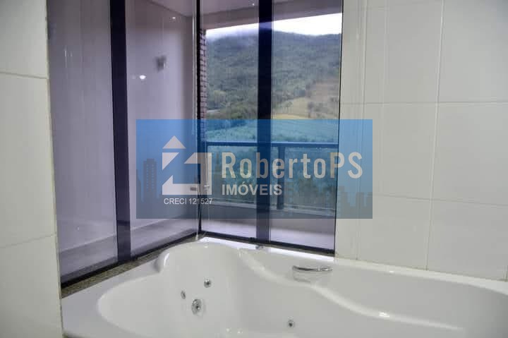 Oportunidade de Investimento: Hotel Comercial à Venda em Extrema-MG, Bairro Centro - 25 Quartos, 25 Suítes, 30 Vagas de Garagem, 2.383,33m² de Área