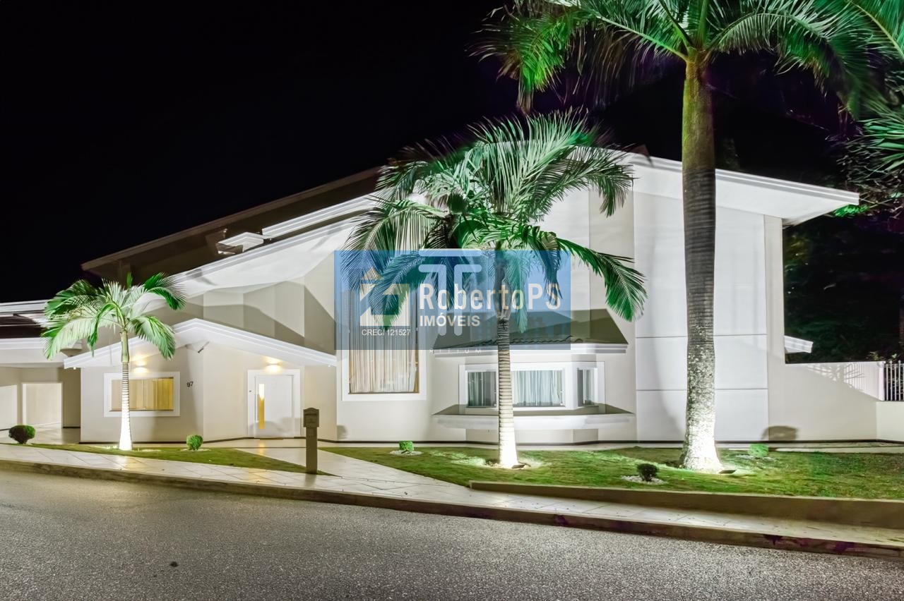 Imponente residência de alto padrão à venda em condomínio no Urbanova, São José dos Campos-SP: 5 quartos, 3 suítes, 6 banheiros, 476m².