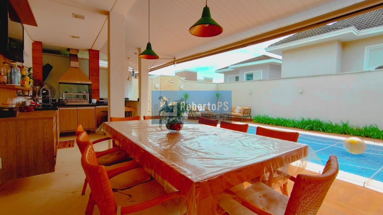 Venda de Casa de Luxo no Condomínio Altos da Serra, Urbanova VII - São José dos Campos-SPVenha conhecer este paraíso com 4 quartos, área gourmet, vista para o parque e facilidades de pagamento!…