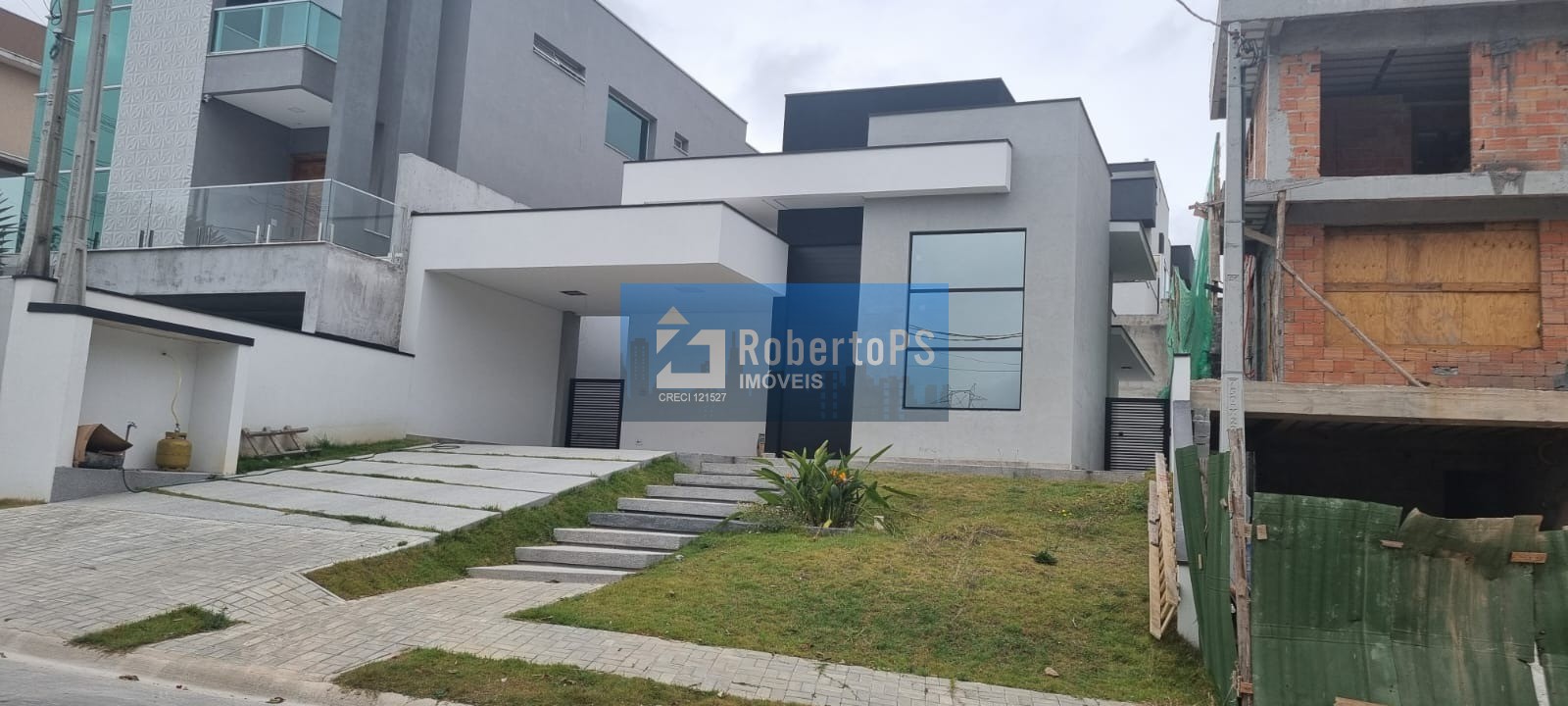 Linda casa alto padrão em condomínio em mogi das cruzes - foto 1