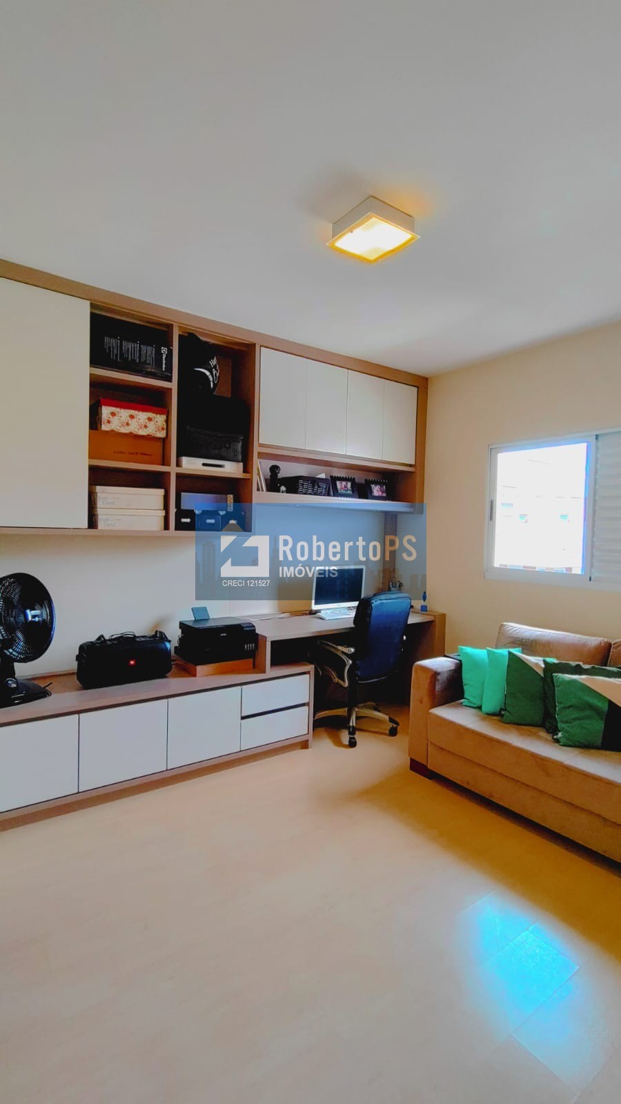 Venda de Casa de Luxo no Condomínio Altos da Serra, Urbanova VII - São José dos Campos-SPVenha conhecer este paraíso com 4 quartos, área gourmet, vista para o parque e facilidades de pagamento!…