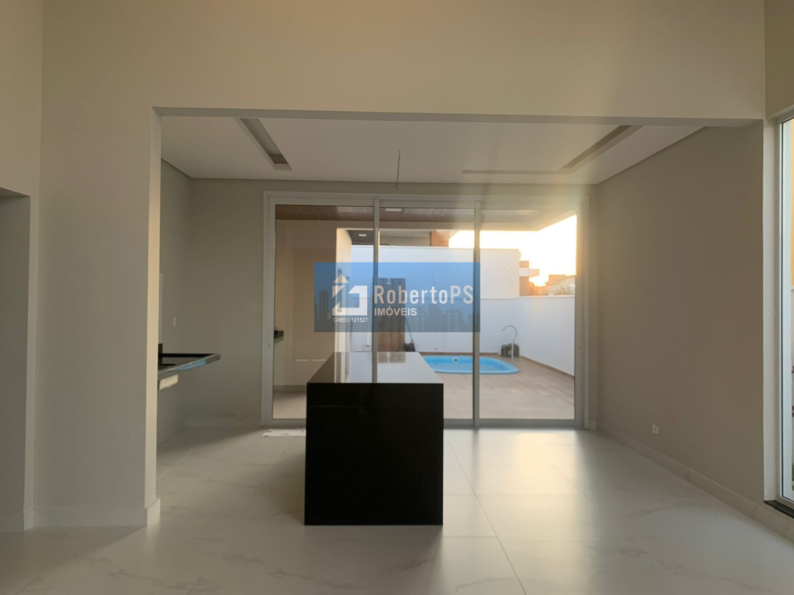 Casa em condomínio à venda com 3 quartos e piscina