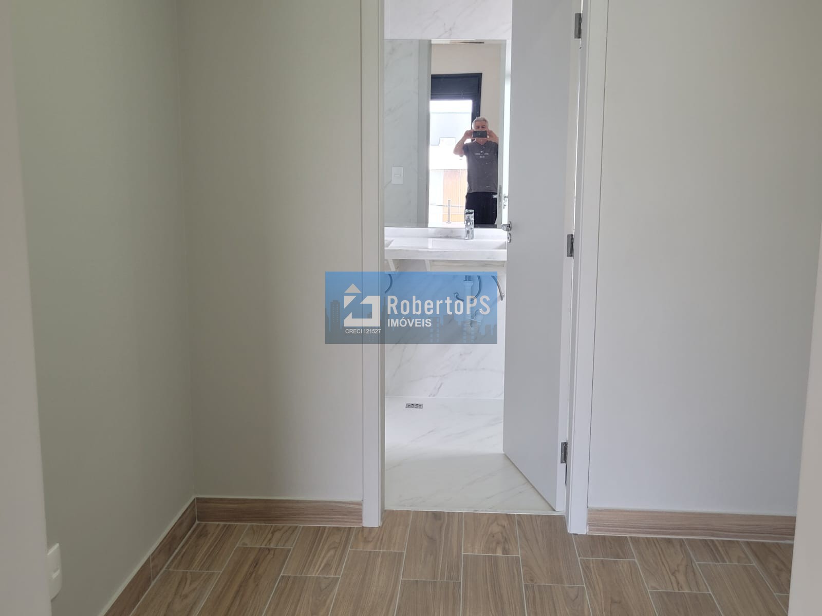 Não perca a oportunidade de adquirir esta incrível casa em condomínio no melhor bairro da cidade: o Urbanova!