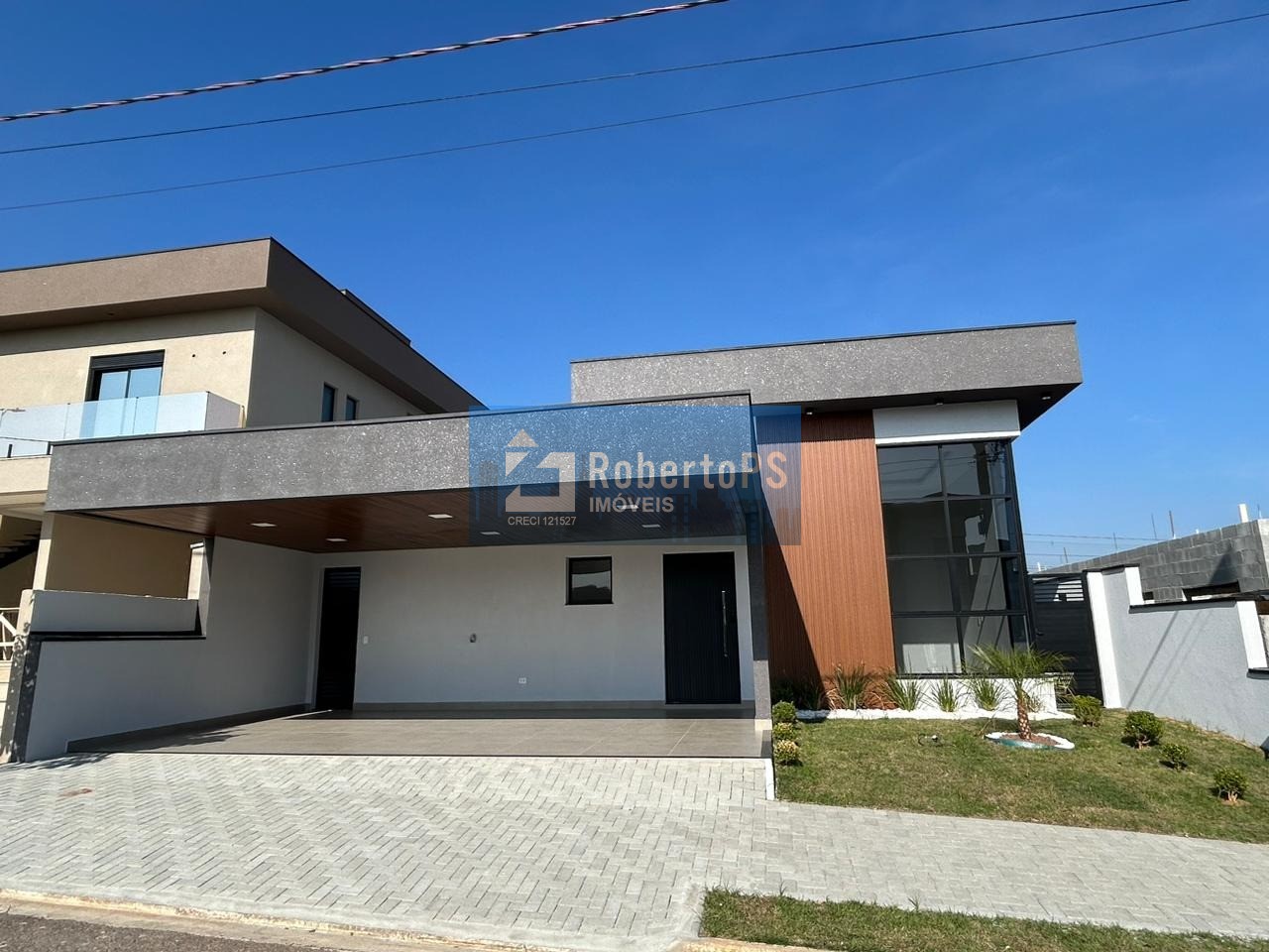 Se você procura uma casa em condomínio que reúna conforto, s
