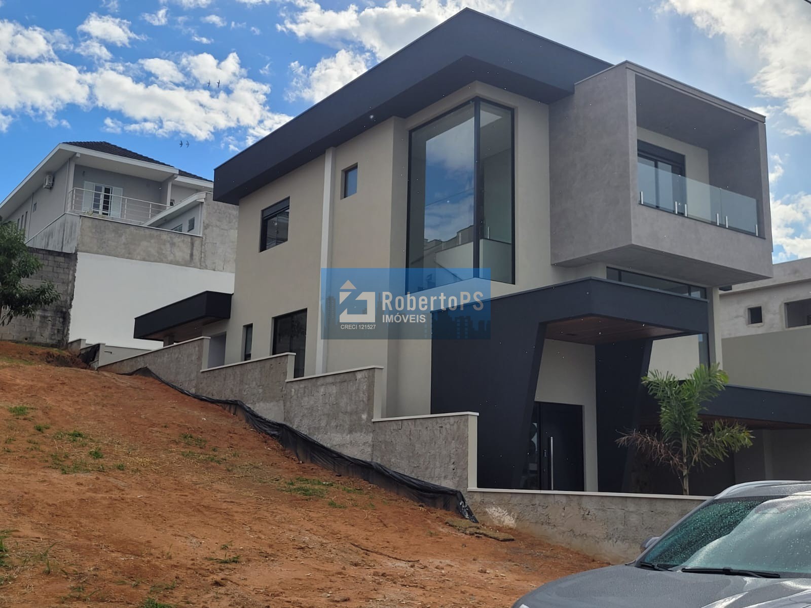 Não perca a oportunidade de adquirir esta incrível casa em condomínio no melhor bairro da cidade: o Urbanova!