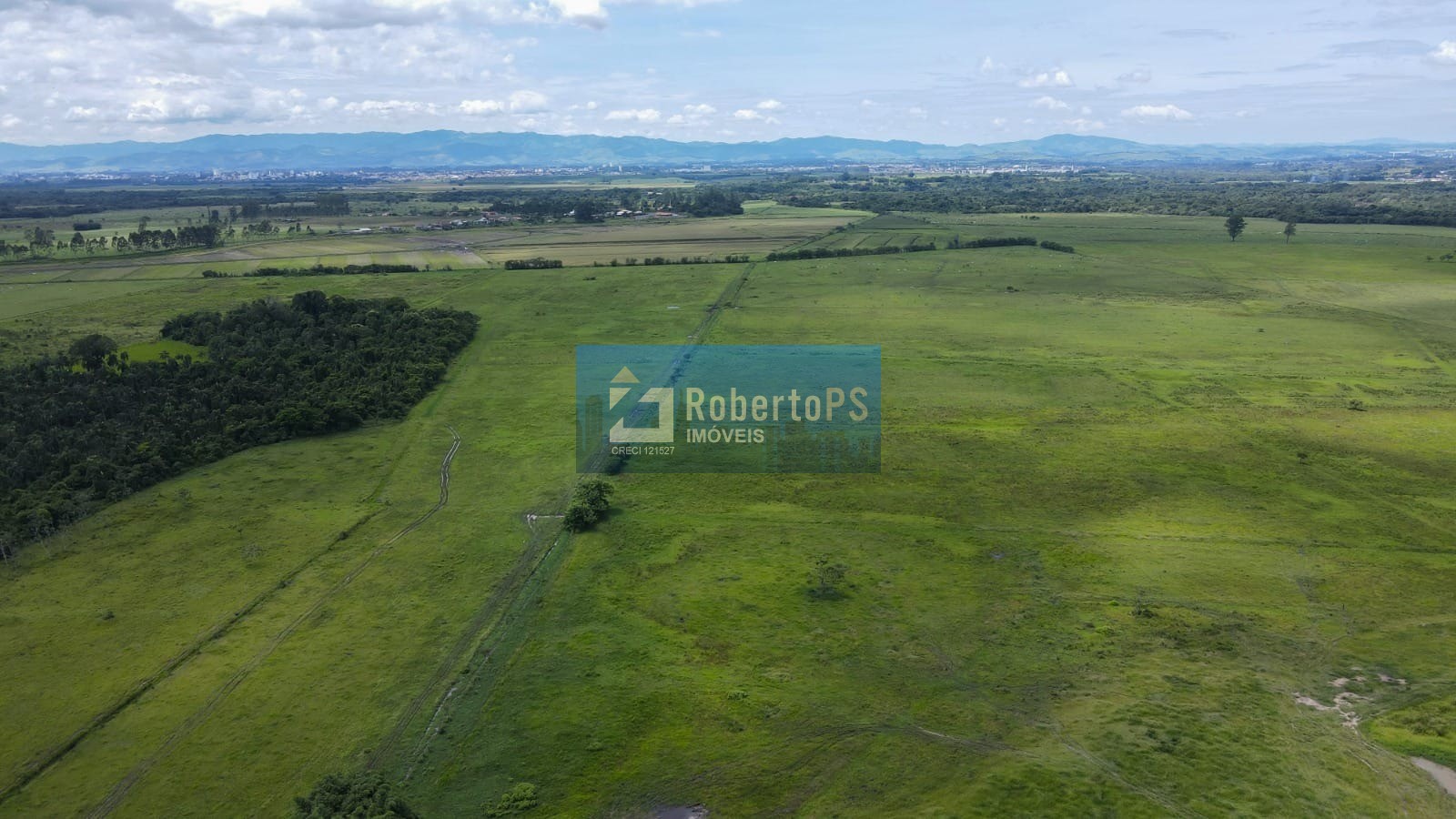 Fazenda de 98,6 hectares com infraestrutura completa totalme