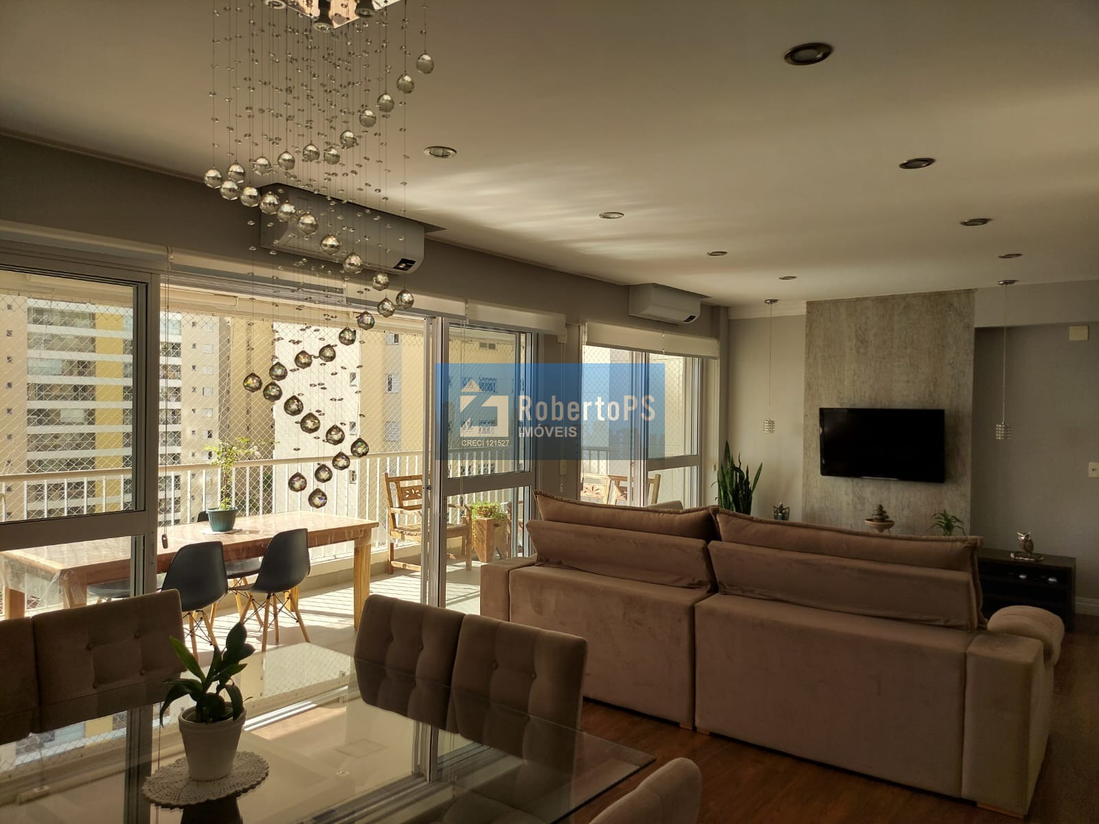 Venha conhecer este espetacular apartamento de 3 quartos, 3 suítes, 4 banheiros e 142,00 m2 de área total. Localizado em um dos bairros mais valorizados da cidade, este imóvel possui tudo o que você…