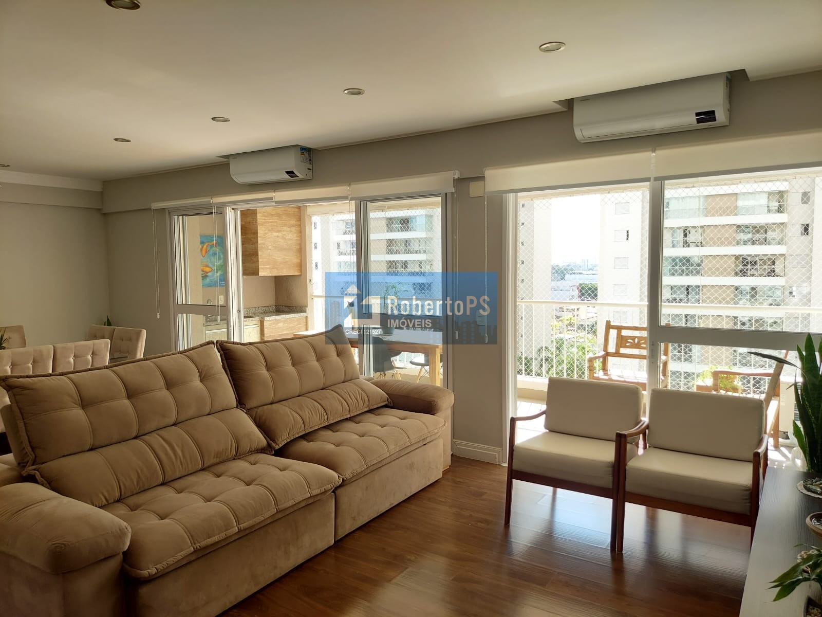 Venha conhecer este espetacular apartamento de 3 quartos, 3 suítes, 4 banheiros e 142,00 m2 de área total. Localizado em um dos bairros mais valorizados da cidade, este imóvel possui tudo o que você…
