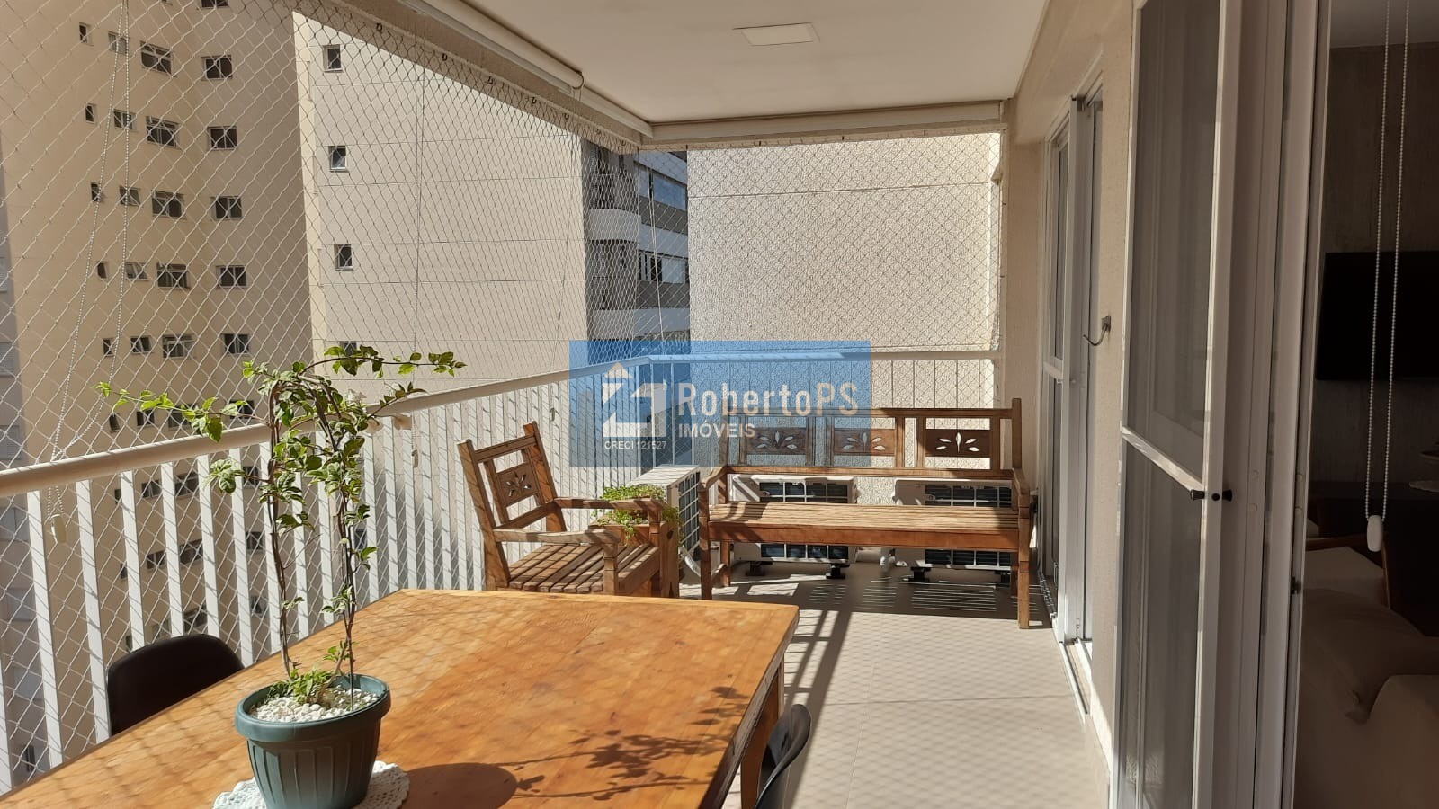 Venha conhecer este espetacular apartamento de 3 quartos, 3 suítes, 4 banheiros e 142,00 m2 de área total. Localizado em um dos bairros mais valorizados da cidade, este imóvel possui tudo o que você…