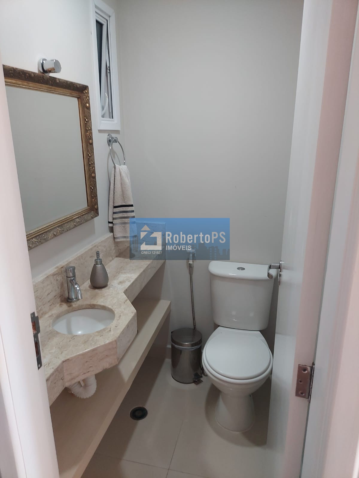 Venha conhecer este espetacular apartamento de 3 quartos, 3 suítes, 4 banheiros e 142,00 m2 de área total. Localizado em um dos bairros mais valorizados da cidade, este imóvel possui tudo o que você…