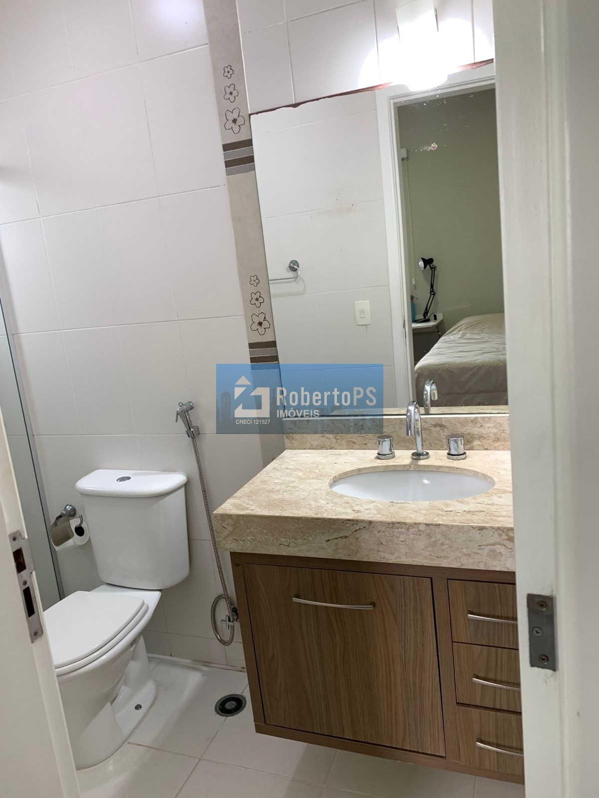 Venha conhecer este espetacular apartamento de 3 quartos, 3 suítes, 4 banheiros e 142,00 m2 de área total. Localizado em um dos bairros mais valorizados da cidade, este imóvel possui tudo o que você…