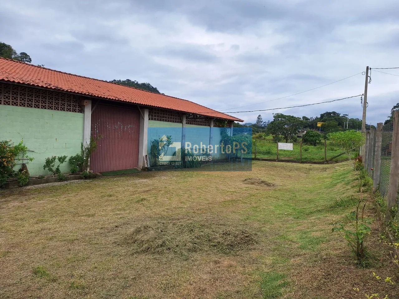 Locação de galpão comercial e industrial na rodovia tamoios