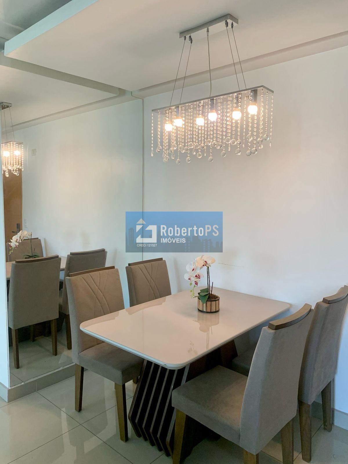 Lindo apartamento na Vila Ema bem localizado