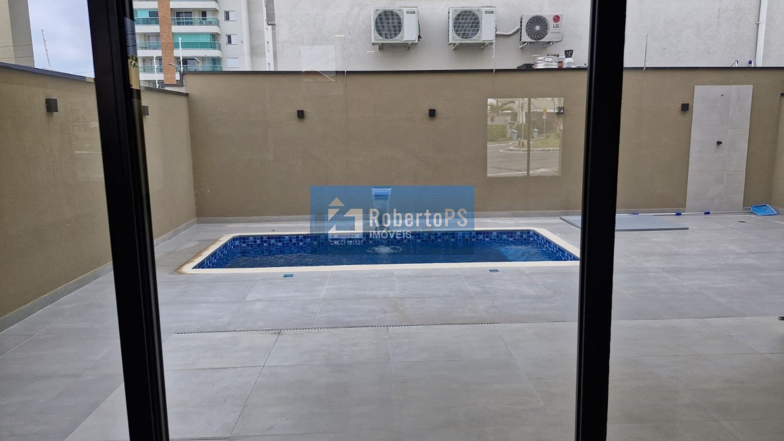 Sobrado Condomínio no Urbanova