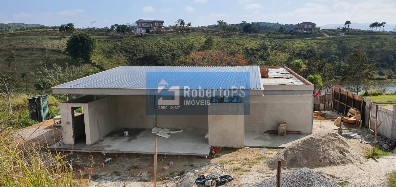 Casa no condomínio em santana em são josé dos campos
