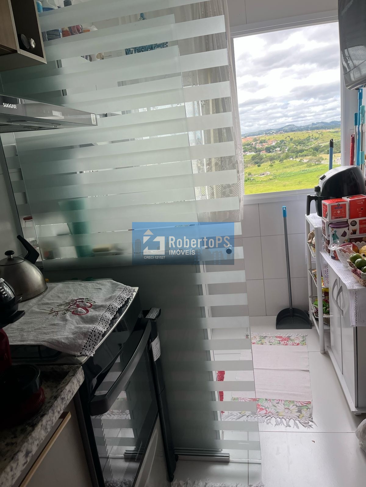 Apartamento com 2 dormitórios sendo uma suíte e sacada gourm