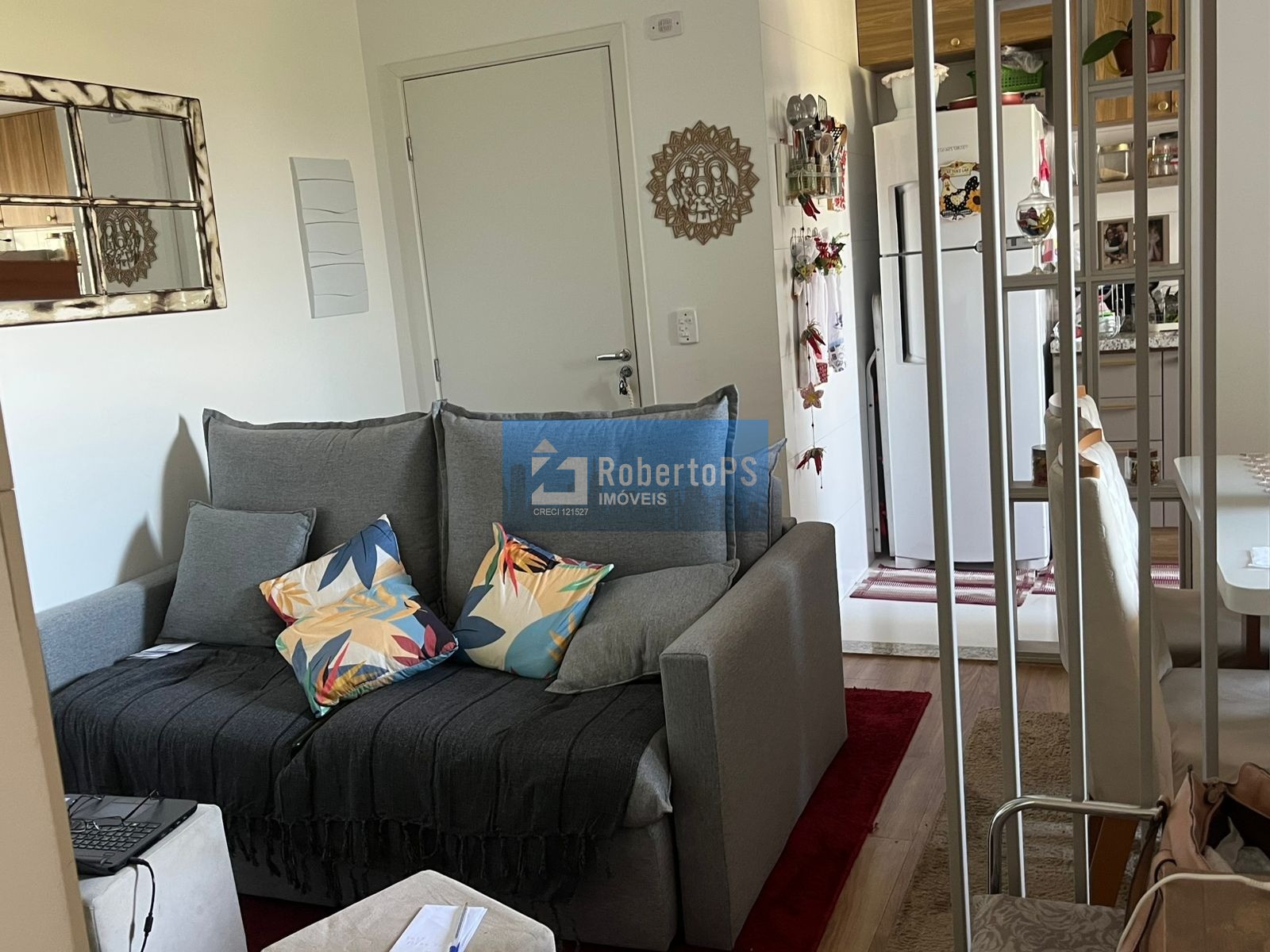 Apartamento com 2 dormitórios sendo uma suíte e sacada gourmet