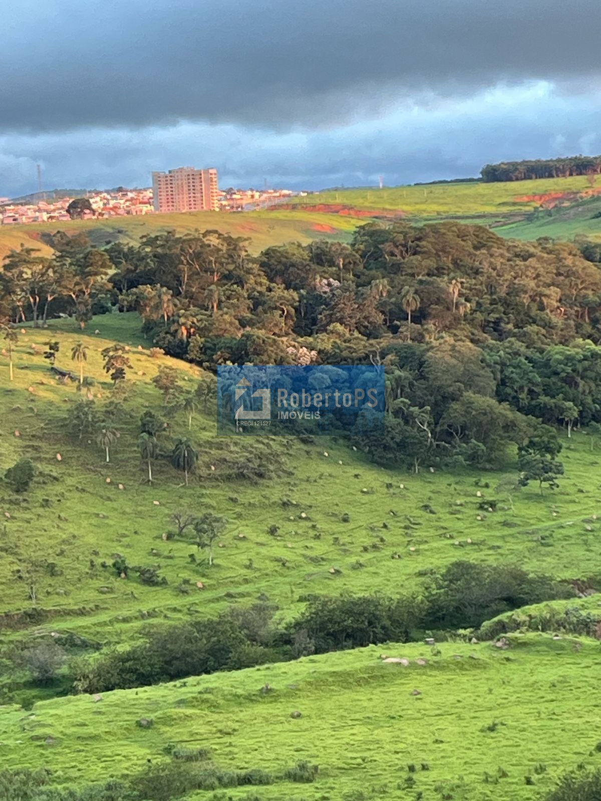 Apartamento com 2 dormitórios sendo uma suíte e sacada gourm