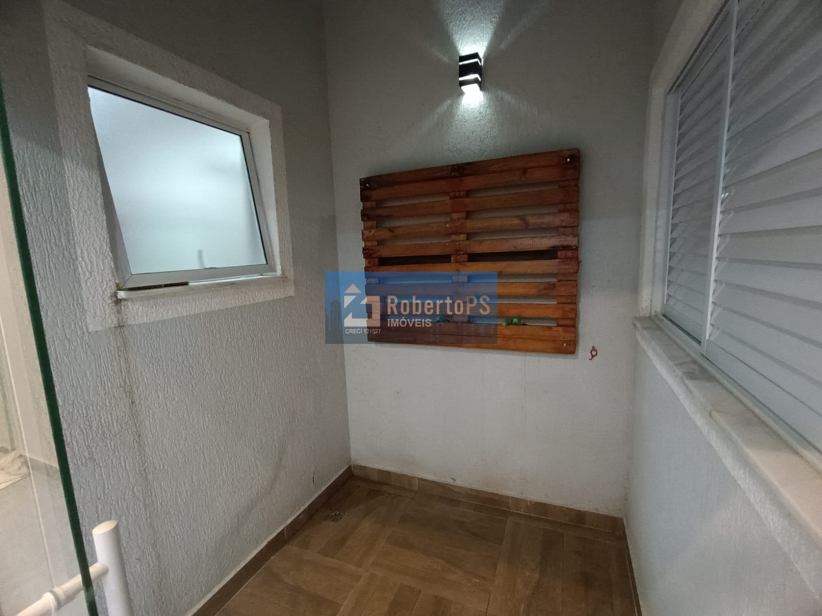 Venda de casa em jacareí-sp: 3 quartos, 1 suíte, 3 salas, 2 