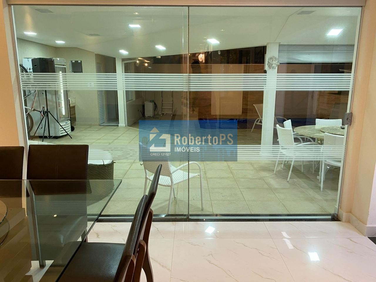 Lar dos Sonhos: Casa em Condomínio de Luxo em São José dos Campos - Urbanova VII - 5 Quartos, 4 Suítes, 3 Salas, 6 Banheiros - 320m².