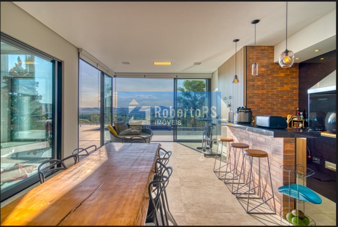 Casa de luxo no Urbanova: 4 suítes, mezanino, vista privilegiada e muitos detalhes de conforto e tecnologia! Agende sua visita!
