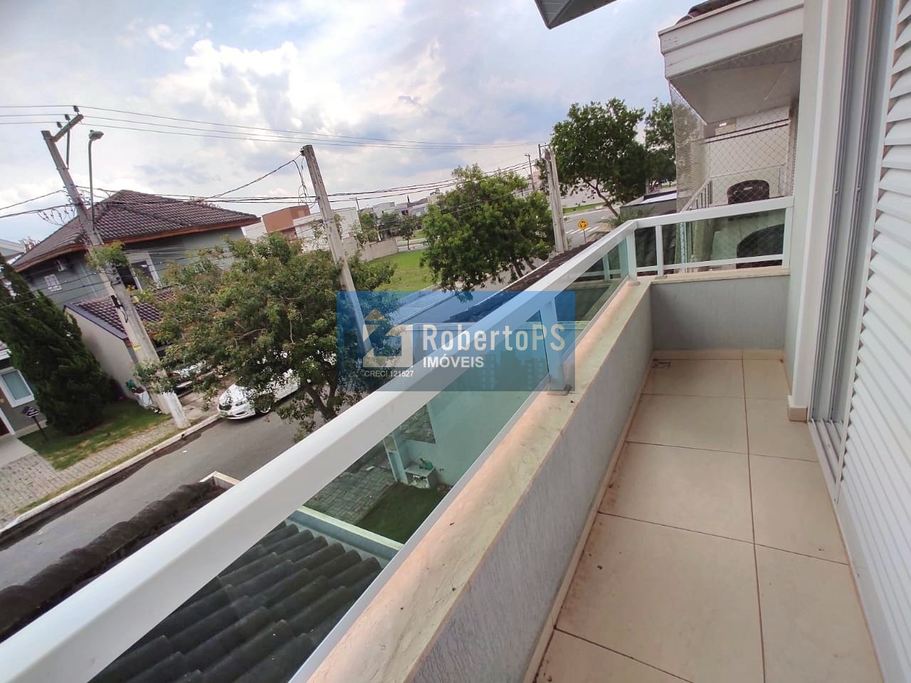 Casa em Condomínio Luxuoso com 4 Quartos e 2 Suítes no Urbanova, São José dos Campos - SP: Imperdível!