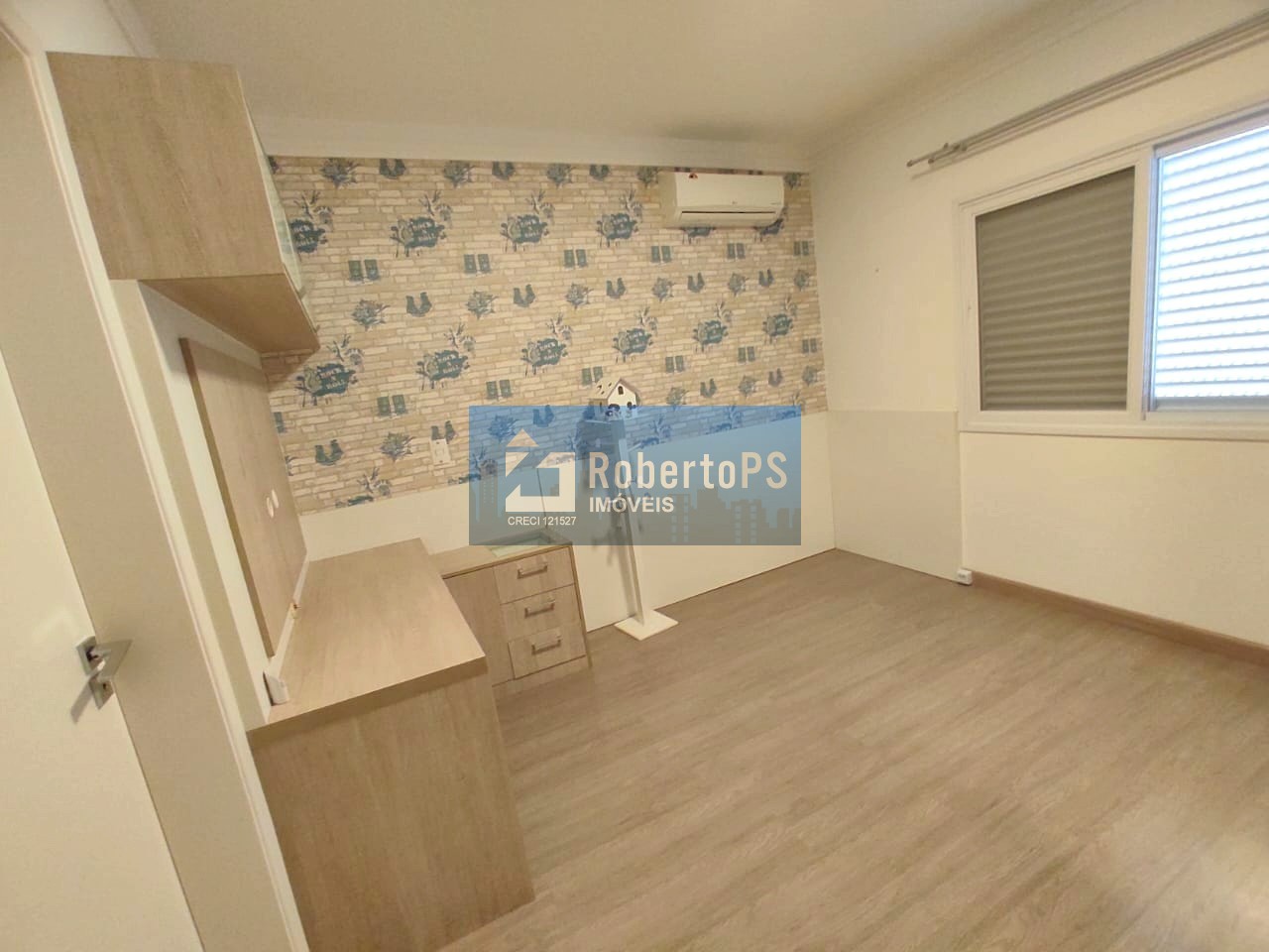 Casa em Condomínio Luxuoso com 4 Quartos e 2 Suítes no Urbanova, São José dos Campos - SP: Imperdível!