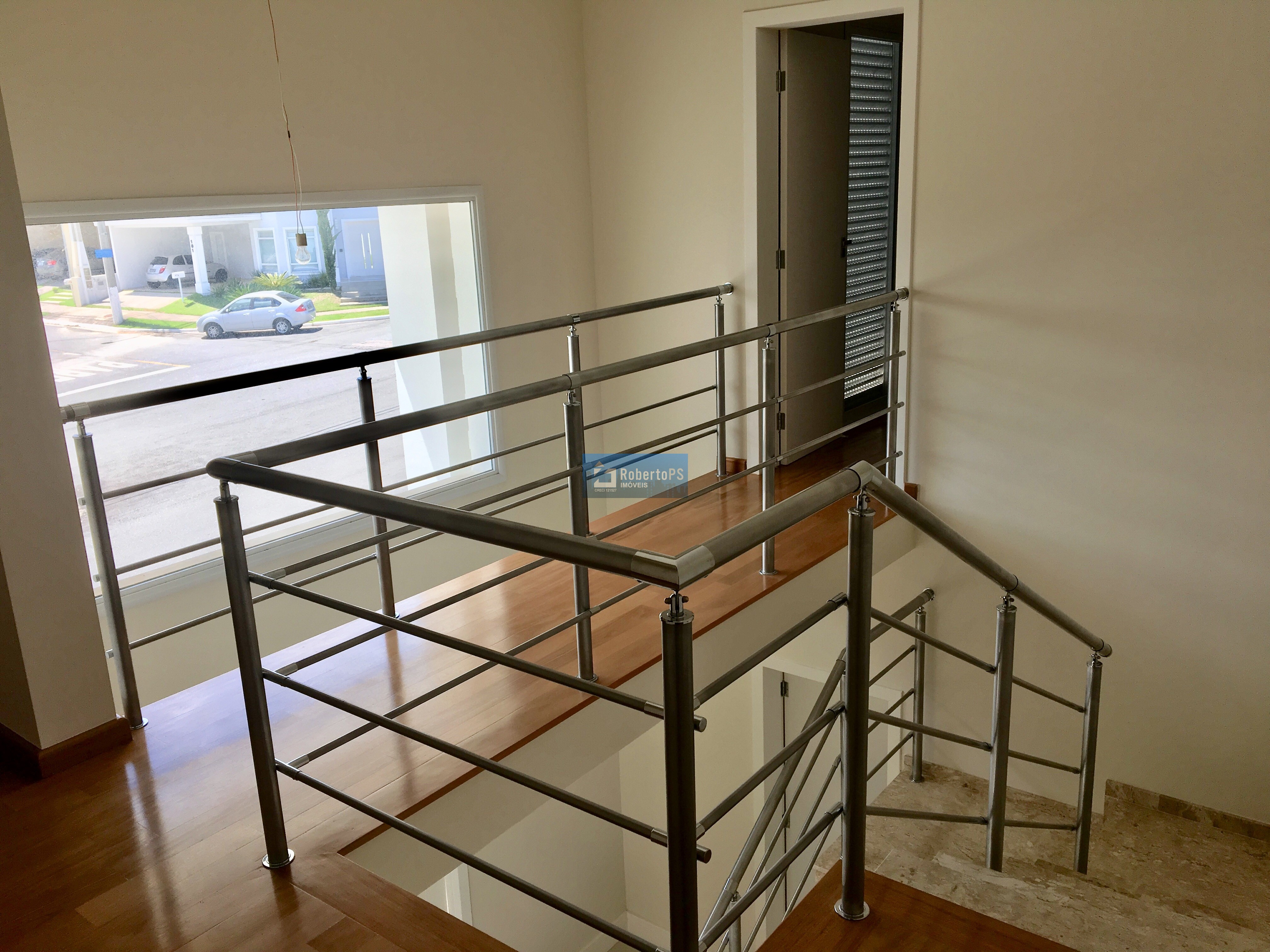 Casa de luxo no Urbanova: 4 quartos, 4 suítes, 3 salas, 4 banheiros, 2 vagas, 251m² - Venda e Locação em São José dos Campos-SP!