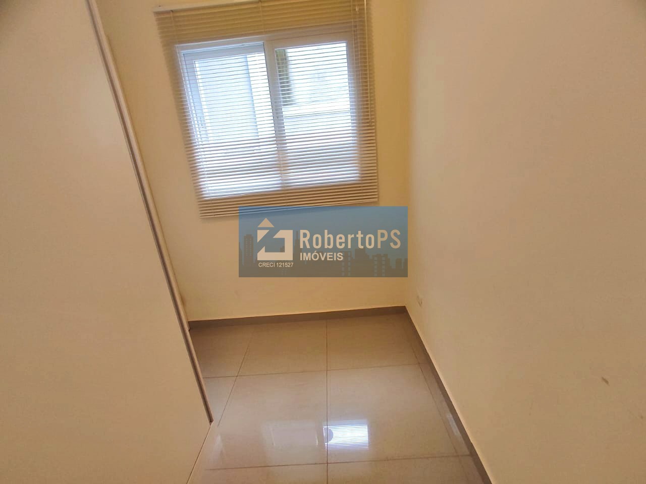 Casa em Condomínio Luxuoso com 4 Quartos e 2 Suítes no Urbanova, São José dos Campos - SP: Imperdível!