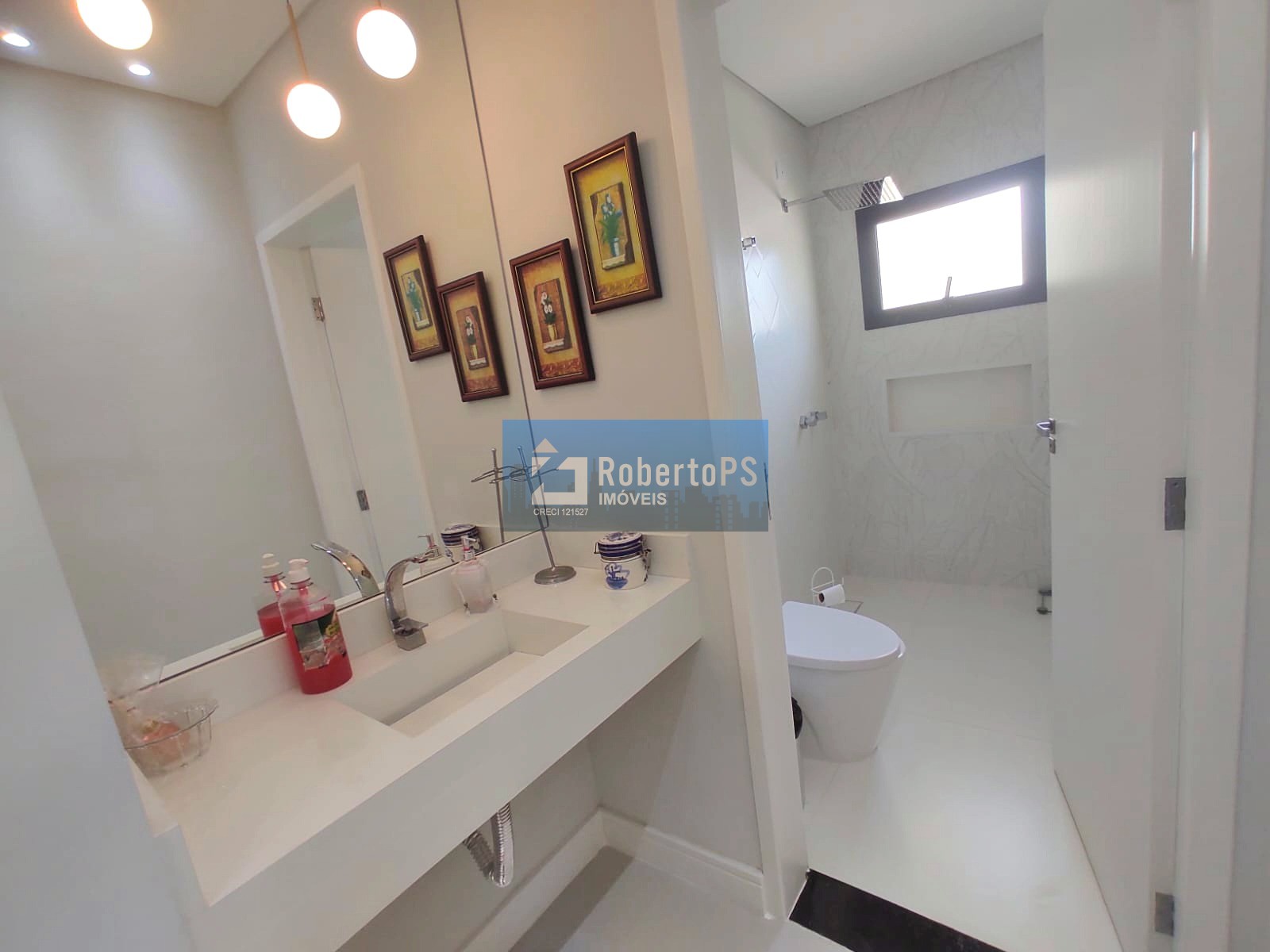 Casa de luxo em condomínio no Urbanova, São José dos Campos-SP: 3 quartos, 3 suítes, 3 salas, 4 banheiros, 4 vagas, 210m².