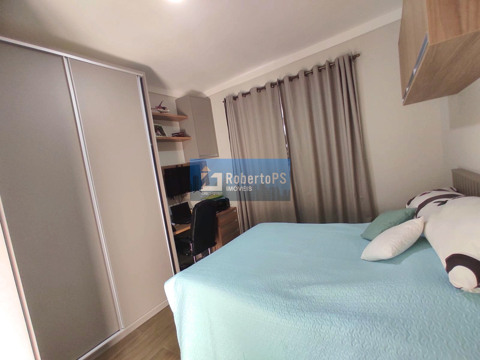 Casa de luxo em condomínio no Urbanova, São José dos Campos-SP: 3 quartos, 3 suítes, 3 salas, 4 banheiros, 4 vagas, 210m².