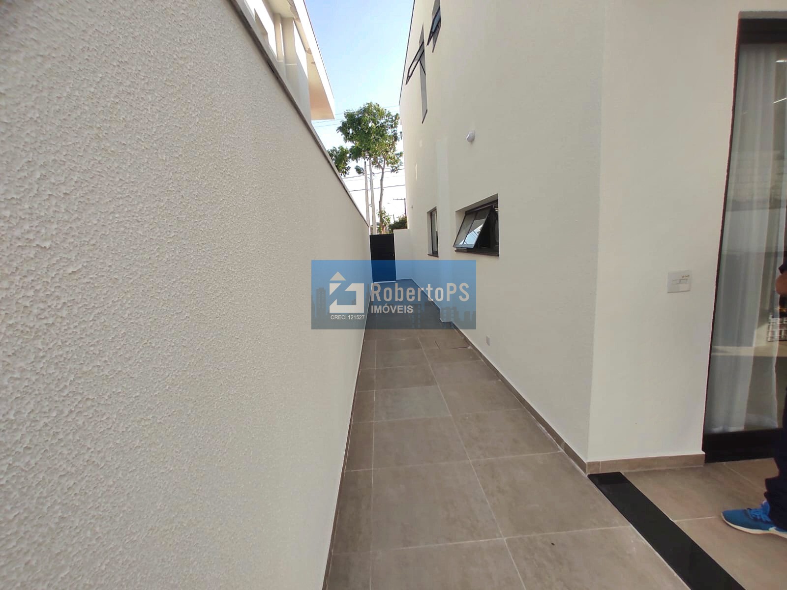 Casa de luxo em condomínio no Urbanova, São José dos Campos-SP: 3 quartos, 3 suítes, 3 salas, 4 banheiros, 4 vagas, 210m².