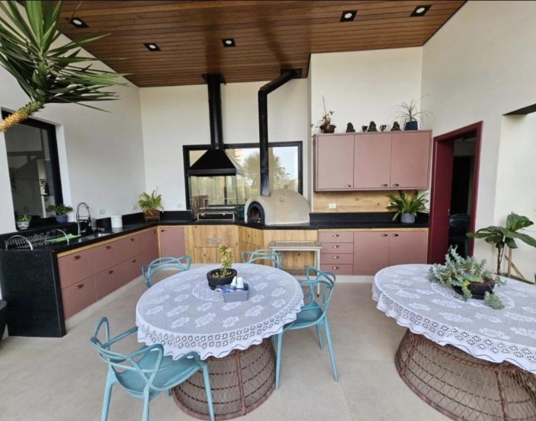 Casa em condomínio residencial em igaratá - sp, três marias