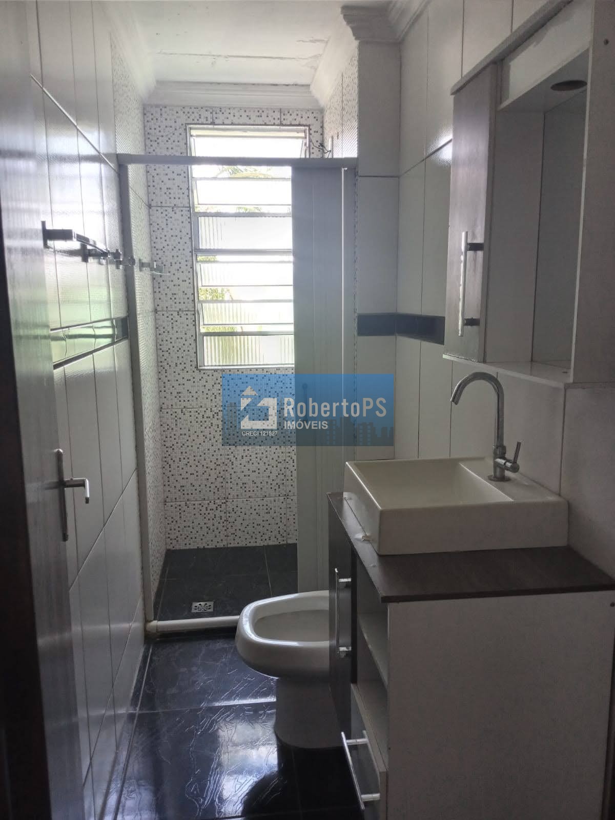 Apartamento à venda em São José dos Campos-SP, no Bosque dos Eucaliptos: 1 quarto, 1 sala, 1 banheiro!