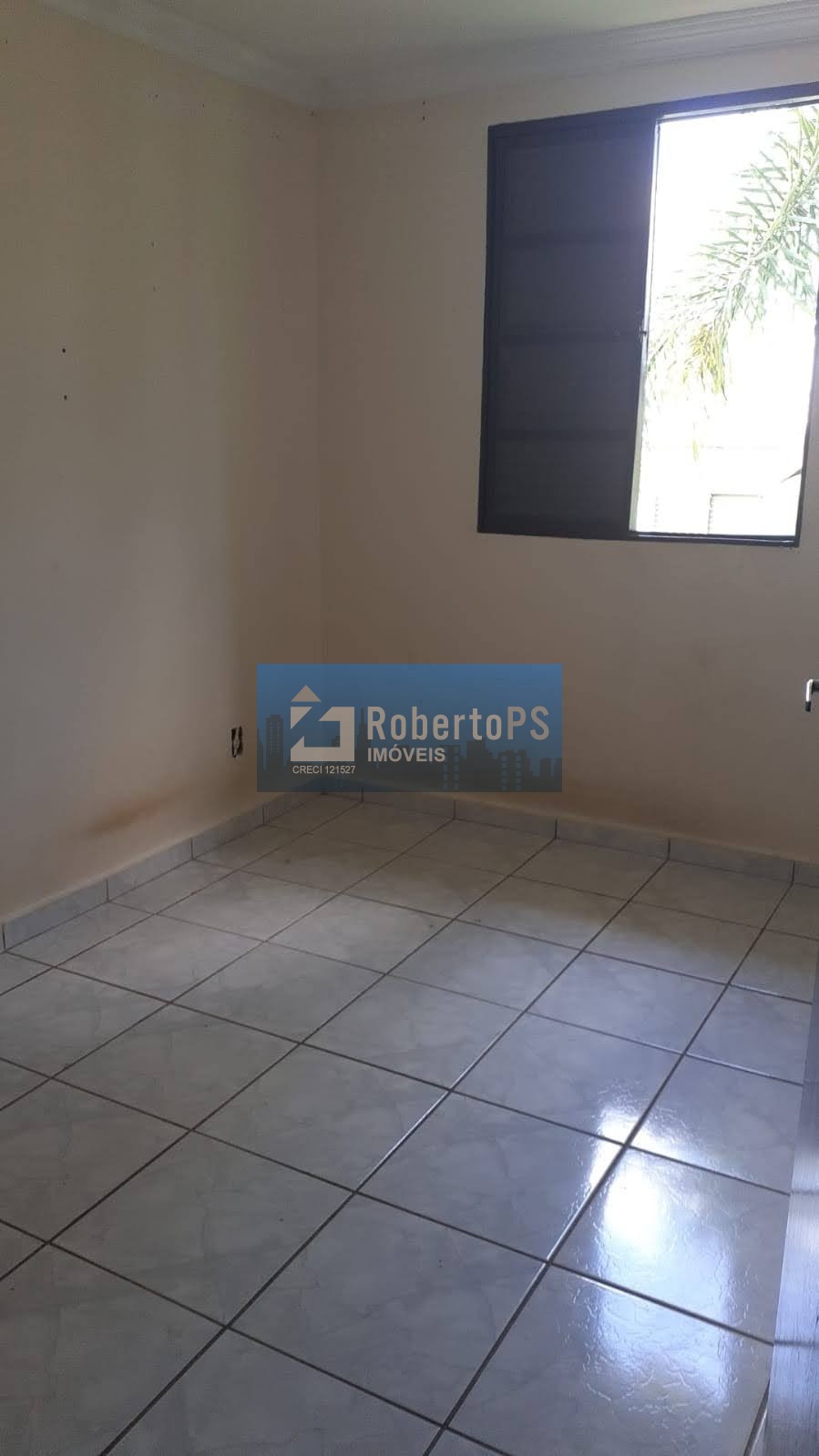 Apartamento à venda em São José dos Campos-SP, no Bosque dos Eucaliptos: 1 quarto, 1 sala, 1 banheiro!