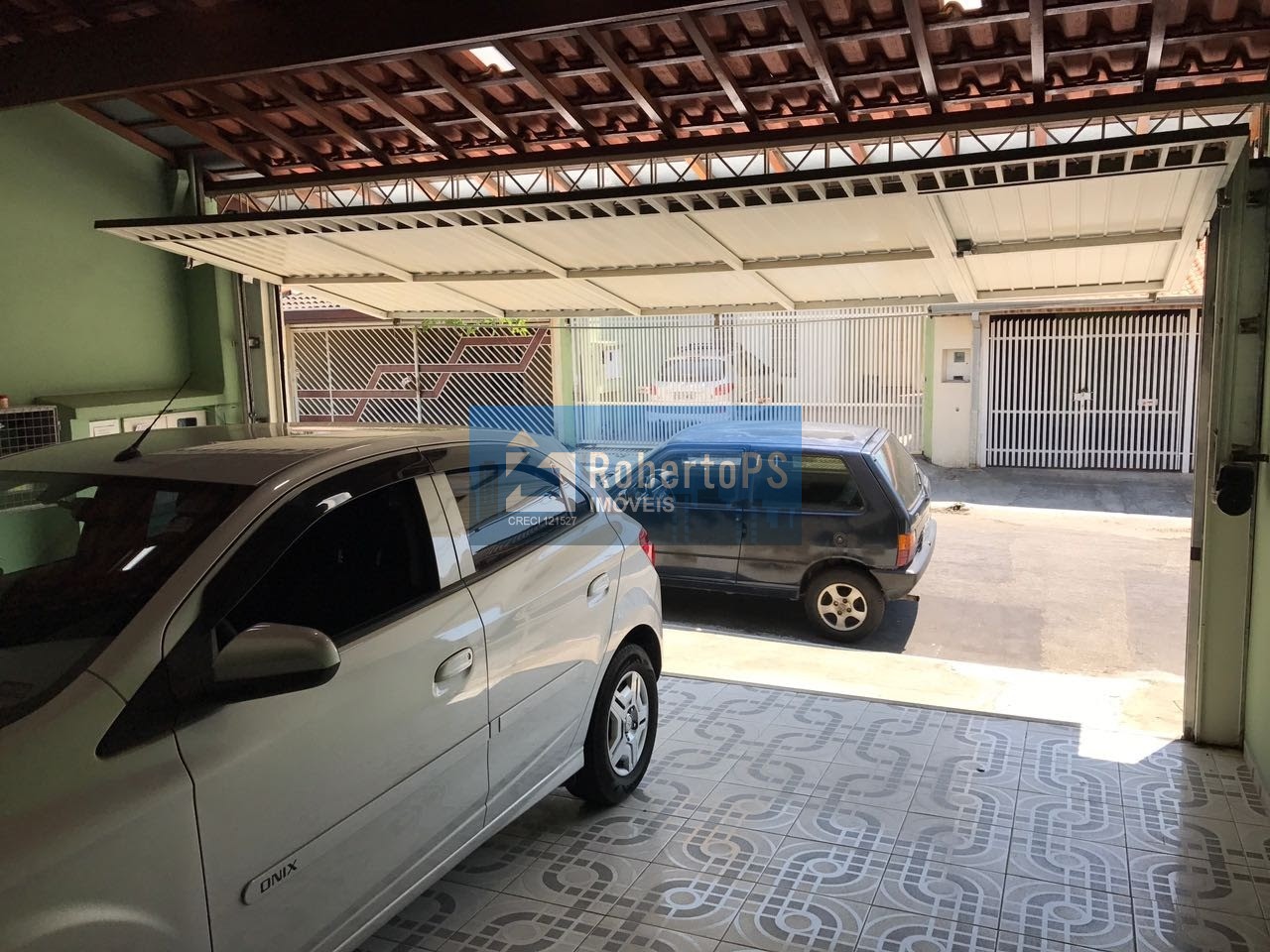 Imperdível Casa à Venda em São José dos Campos-SP, Bairro Jardim Sul: 3 Quartos, 1 Suíte, 2 Salas, 2 Banheiros, 2 Vagas, 179m².