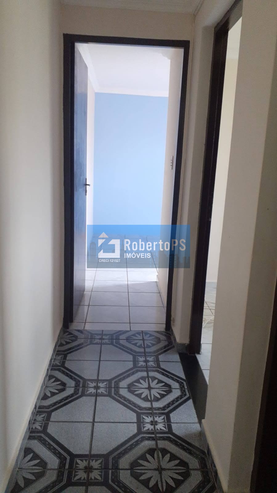 Apartamento à venda em São José dos Campos-SP, no Bosque dos Eucaliptos: 1 quarto, 1 sala, 1 banheiro!