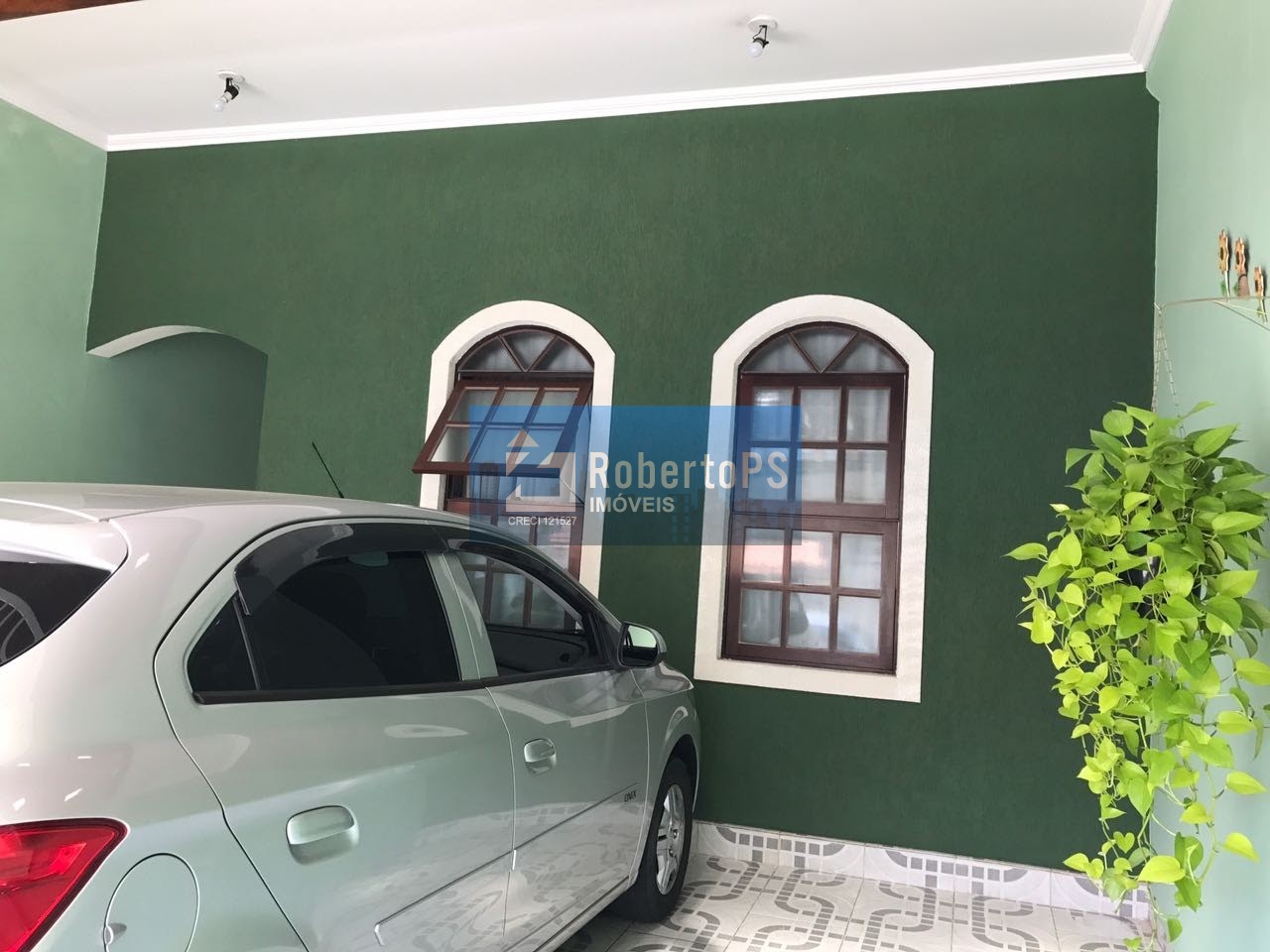 Imperdível Casa à Venda em São José dos Campos-SP, Bairro Jardim Sul: 3 Quartos, 1 Suíte, 2 Salas, 2 Banheiros, 2 Vagas, 179m².