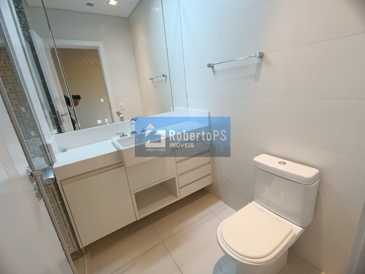Luxuoso Apartamento à Venda na Vila Ema, São José dos Campos-SP: 4 Quartos, 4 Suítes, 4 Salas, 4 Vagas, 323 m² de Puro Conforto!