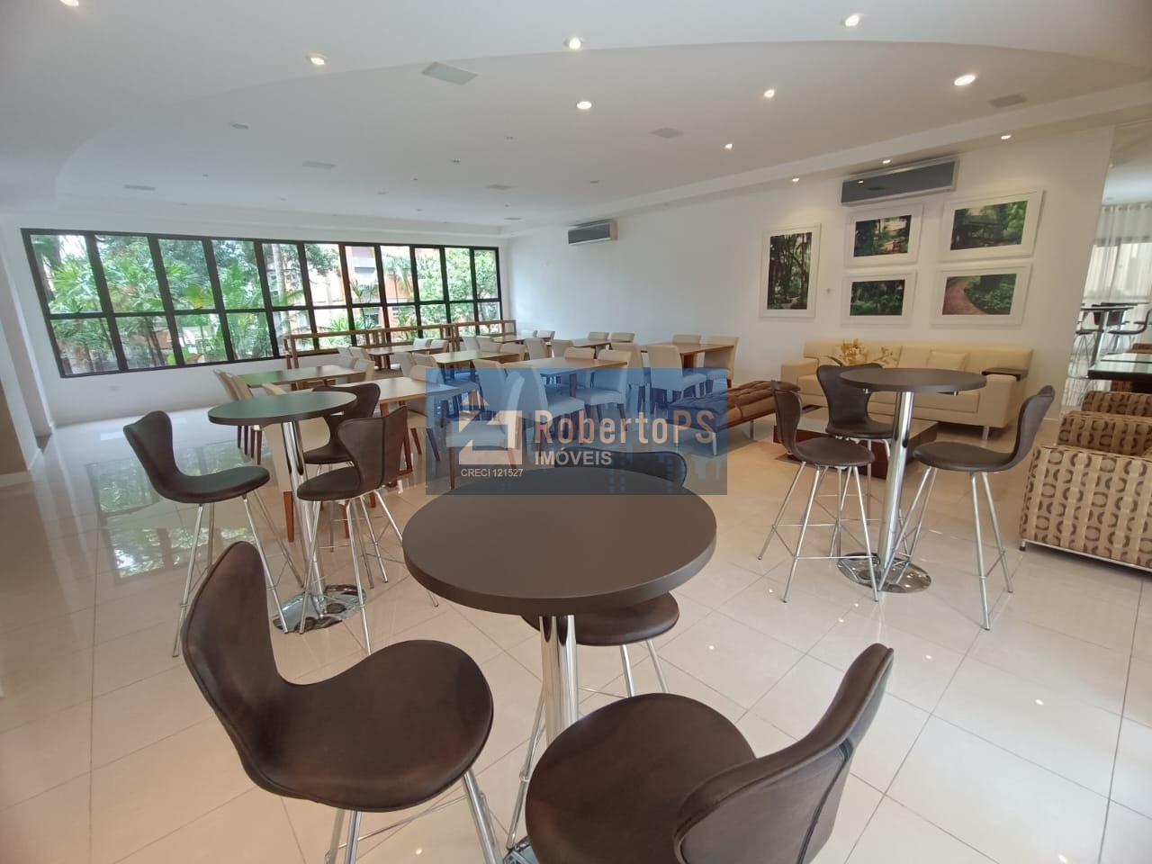 Luxuoso Apartamento à Venda na Vila Ema, São José dos Campos-SP: 4 Quartos, 4 Suítes, 4 Salas, 4 Vagas, 323 m² de Puro Conforto!