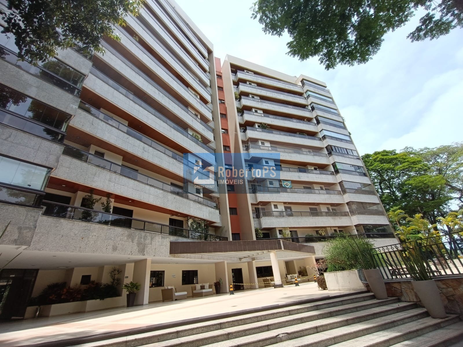 Luxuoso Apartamento à Venda na Vila Ema, São José dos Campos-SP: 4 Quartos, 4 Suítes, 4 Salas, 4 Vagas, 323 m² de Puro Conforto!