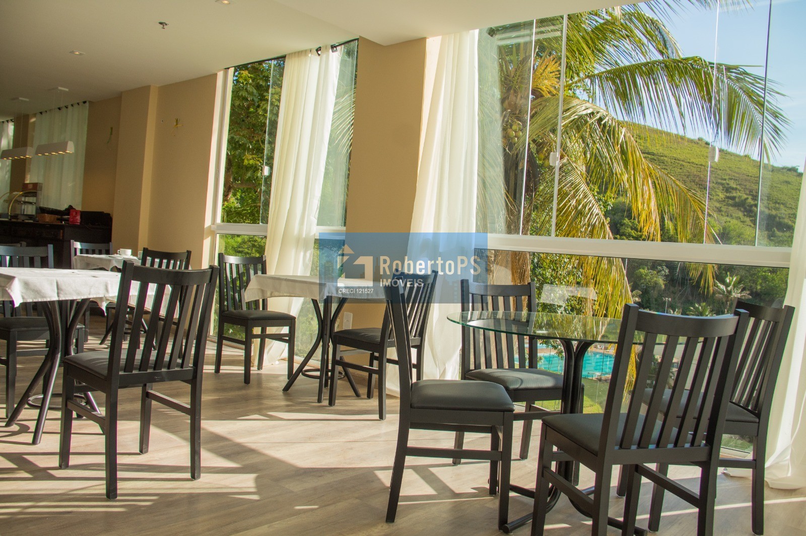 Oportunidade única : hotel à venda no centro de barra mansa-