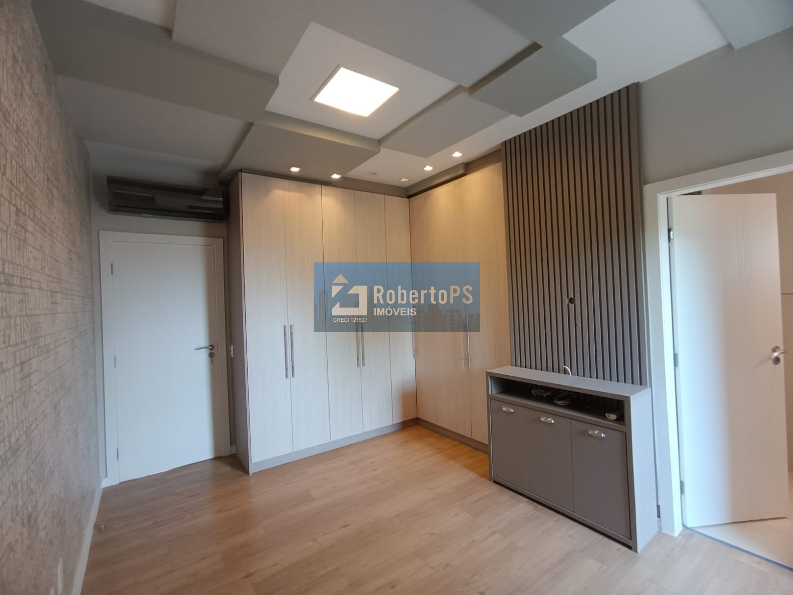 Luxuoso Apartamento à Venda na Vila Ema, São José dos Campos-SP: 4 Quartos, 4 Suítes, 4 Salas, 4 Vagas, 323 m² de Puro Conforto!