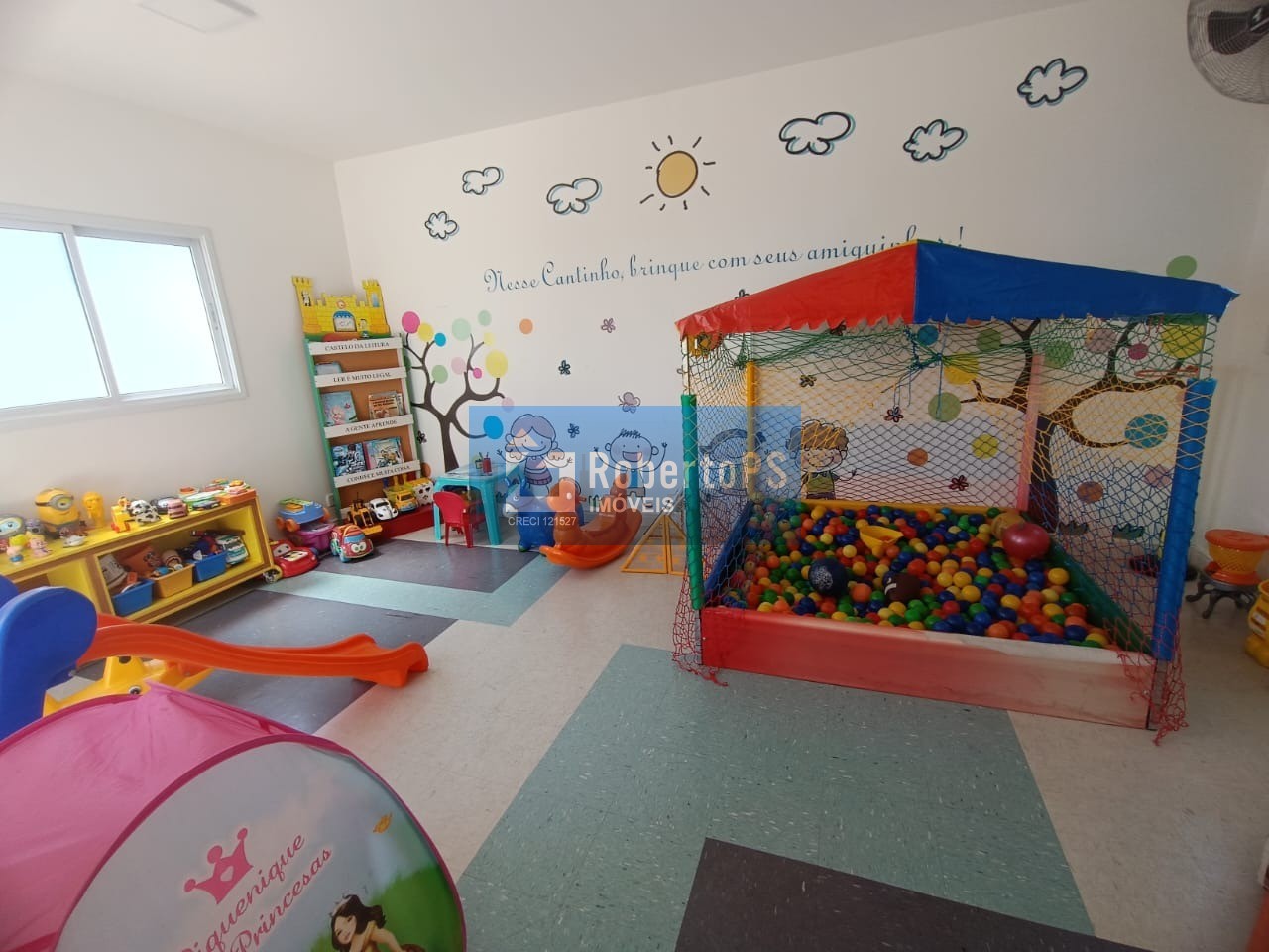 Apartamento à venda em São José dos Campos - SP: 2 quartos, 1 suíte, 2 salas, 2 banheiros, 1 vaga, 63m² no Parque Industrial.
