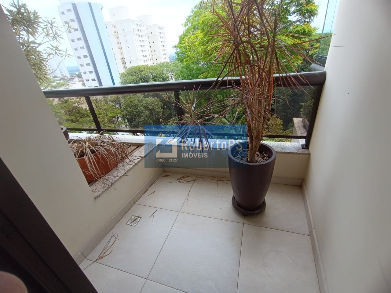 Luxuoso Apartamento à Venda na Vila Ema, São José dos Campos-SP: 4 Quartos, 4 Suítes, 4 Salas, 4 Vagas, 323 m² de Puro Conforto!
