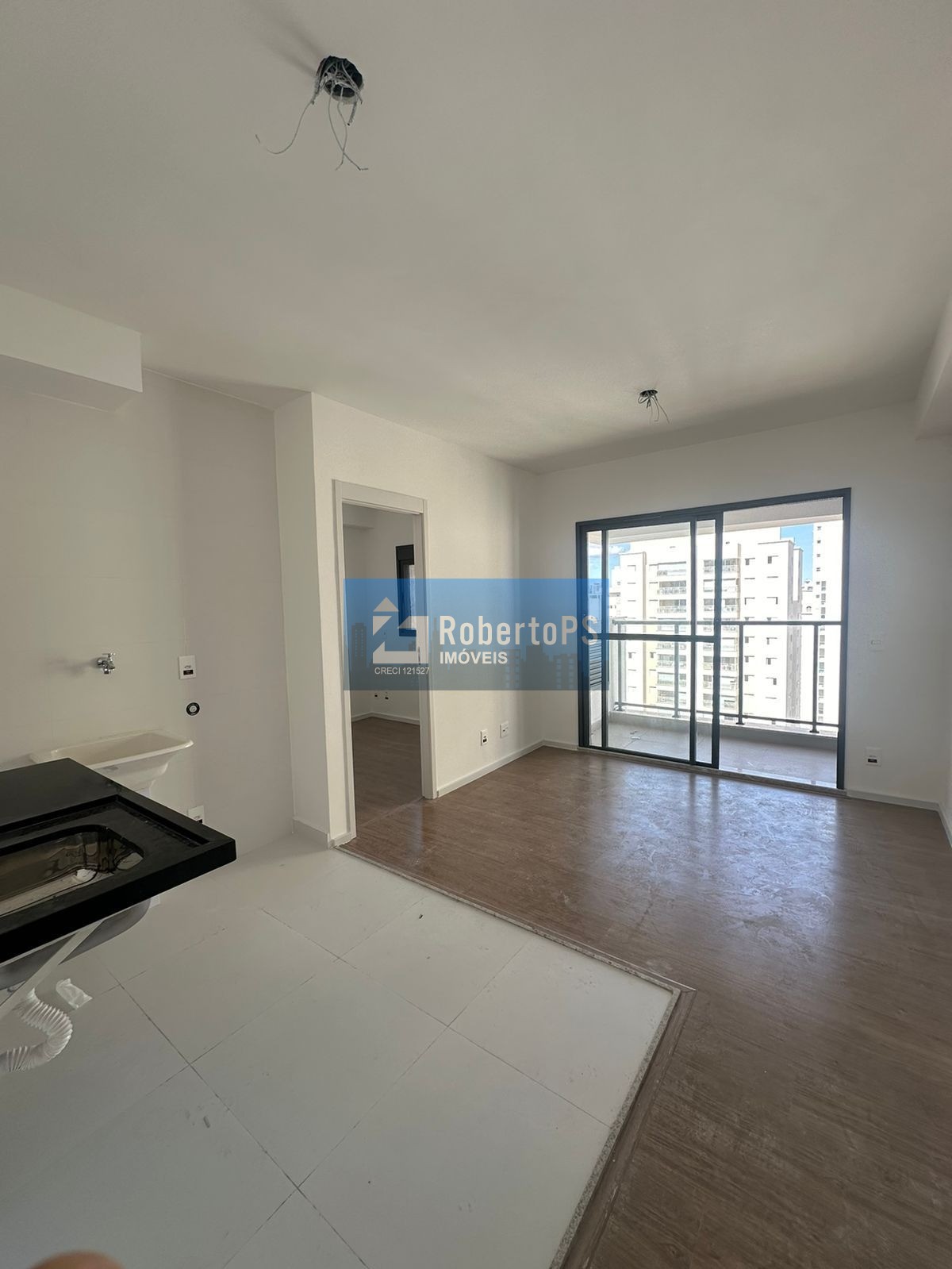 Apartamento à venda em Urbanova, São José dos Campos-SP: 1 quarto, 1 banheiro e 33m² de área. Aproveite já!