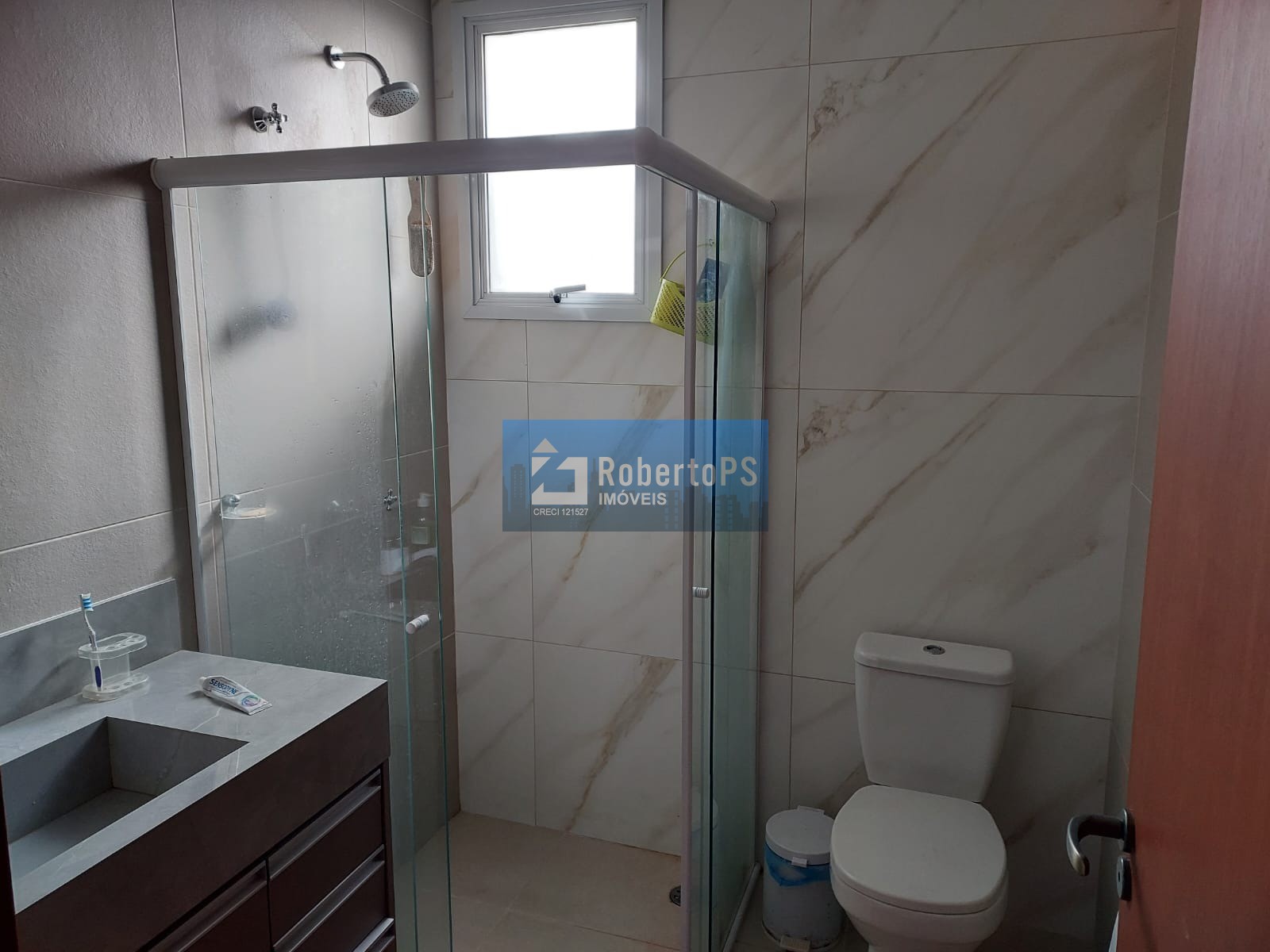 Impecável Casa em Condomínio à Venda em Urbanova, São José dos Campos-SP: 3 Quartos, 3 Suítes, 3 Salas, 5 Banheiros, 5 Vagas, 443m²!