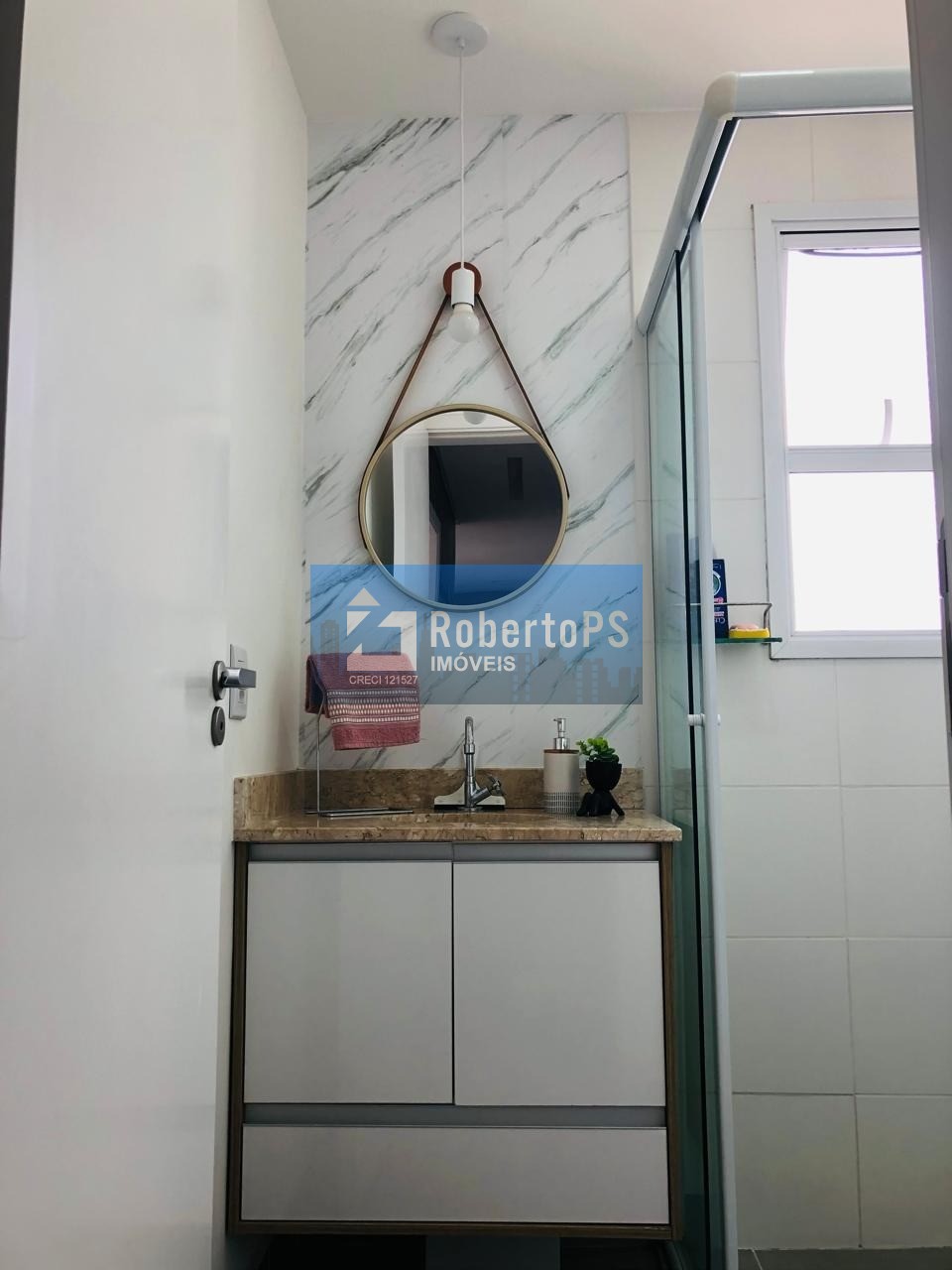 Apartamento com 3 dormitórios sendo 1 suíte e 2 vagas cobertas