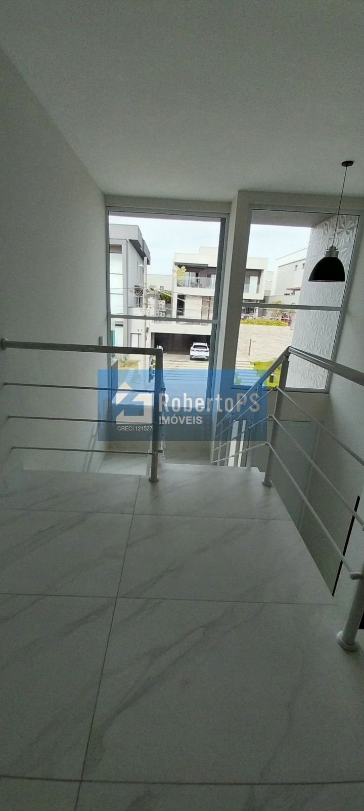 Impecável Casa em Condomínio à Venda em Urbanova, São José dos Campos-SP: 3 Quartos, 3 Suítes, 3 Salas, 5 Banheiros, 5 Vagas, 443m²!