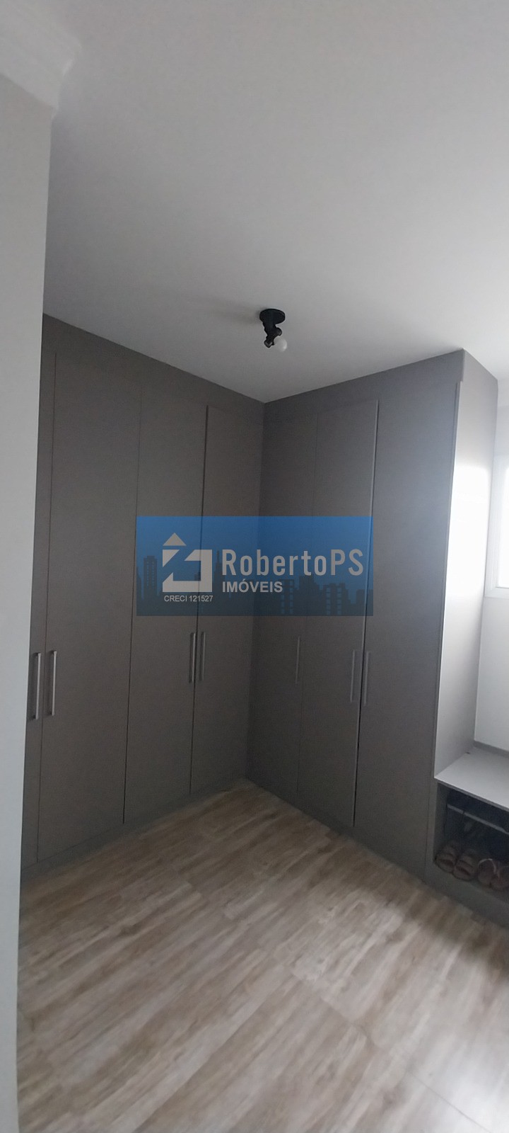 Impecável Casa em Condomínio à Venda em Urbanova, São José dos Campos-SP: 3 Quartos, 3 Suítes, 3 Salas, 5 Banheiros, 5 Vagas, 443m²!
